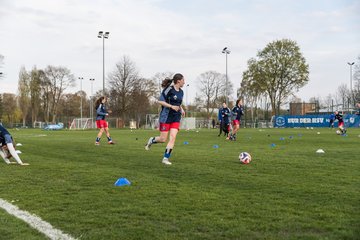 Bild 58 - wBJ Hamburger SV - Eimsbuettler TV : Ergebnis: 4:0